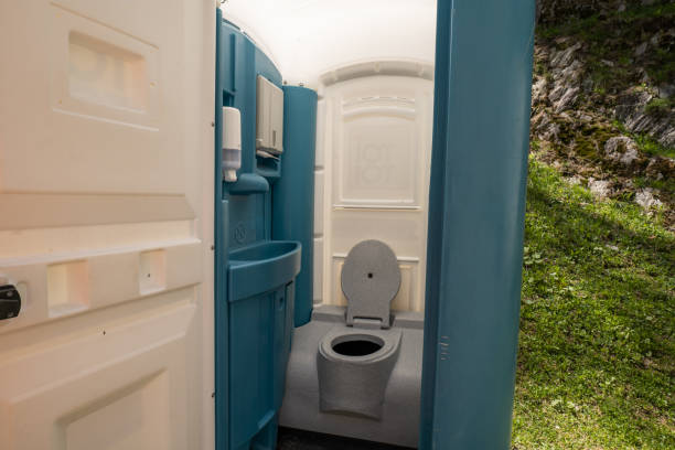 Portable Toilet Rental for Emergency Services in West Baraboo, WI