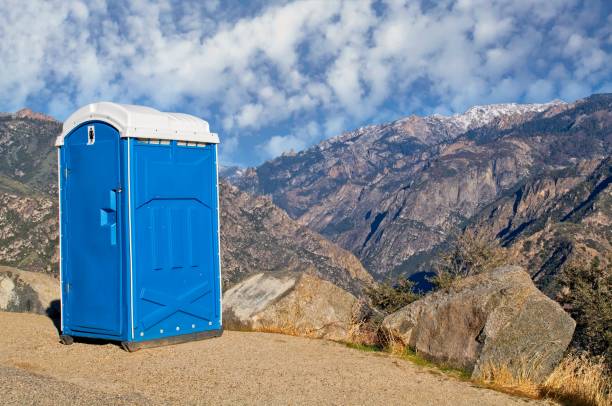 Best VIP or Luxury Restroom Trailers  in West Baraboo, WI