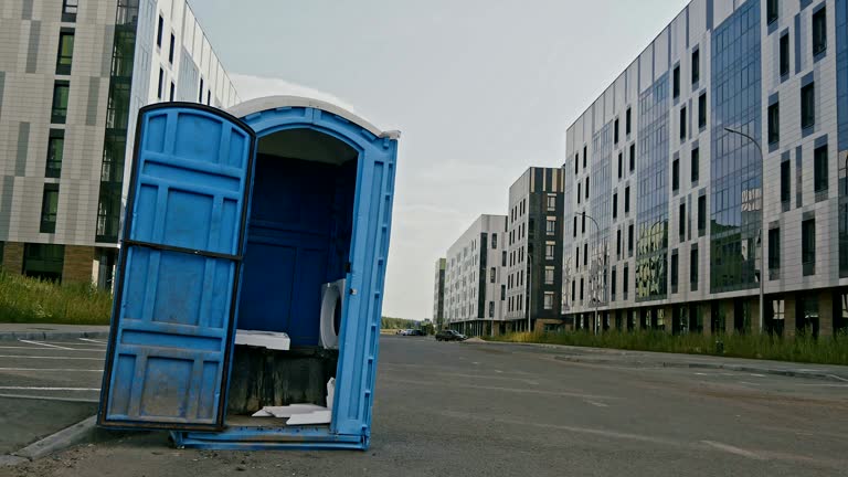 Best Standard Portable Toilet Rental  in West Baraboo, WI